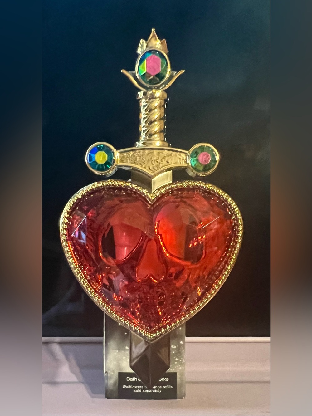Bath & Body Works Disney Villians Poison Heart Light Up  Wallflower Plug Nwt